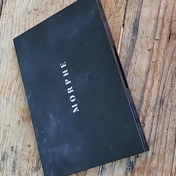 Morphe eyeshadow palette - Picture 3 of 4